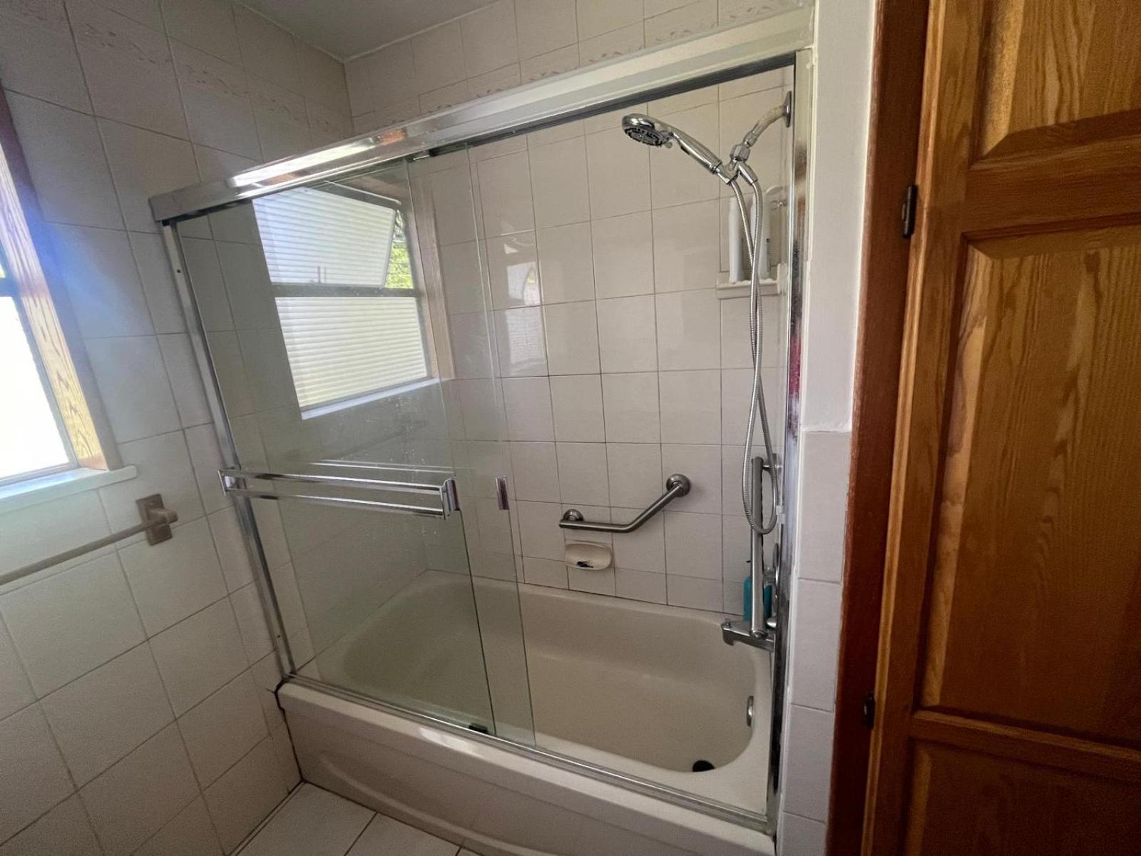 Cosy Romantic Stay In Surrey- Walking Distance From Guildford Town Centre 外观 照片